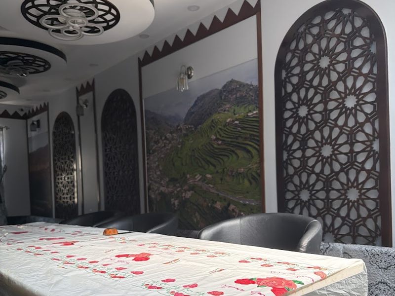 Macca Restaurant مطعم مكة interior